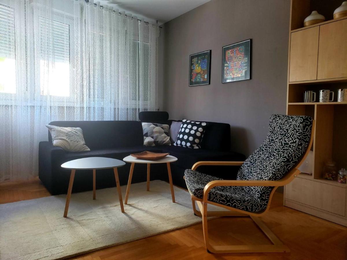 Stan Na Dan "Irina" Banja Luka Apartment Exterior foto