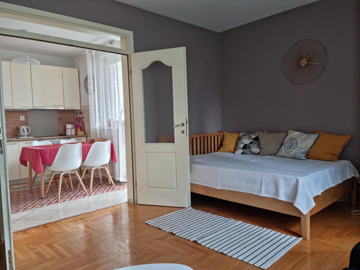 Stan Na Dan "Irina" Banja Luka Apartment Exterior foto